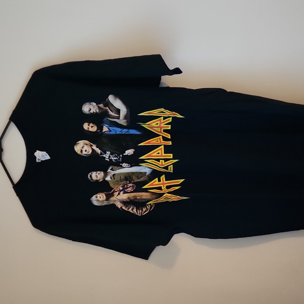 New Def Leppard Concert T-shirt
